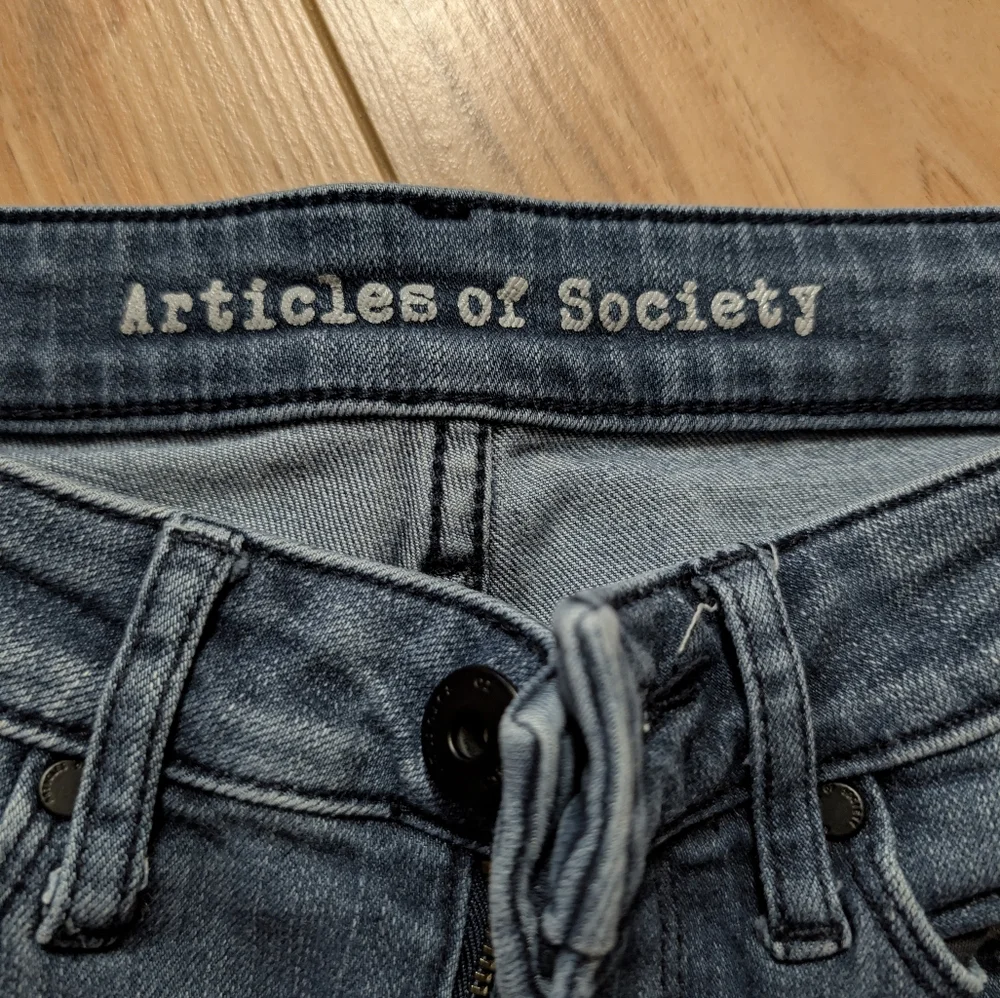 Teen/Petite Bundle: Articles of Society (26) & Cello (3) Jeans + Bonus Modesty L - Picture 4 of 11